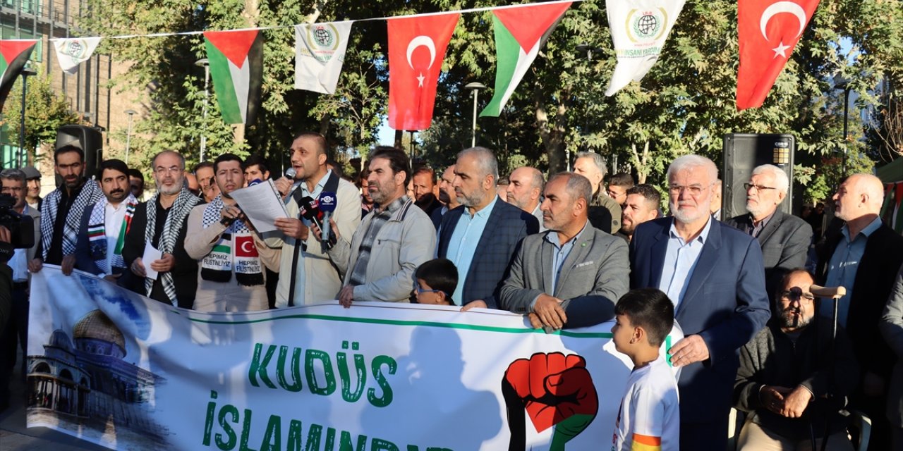 İsrail'in Gazze'ye yönelik saldırıları Adıyaman'da protesto edildi