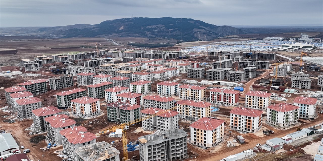 Adıyaman'da 41 binin üzerinde kalıcı konutun inşası sürüyor