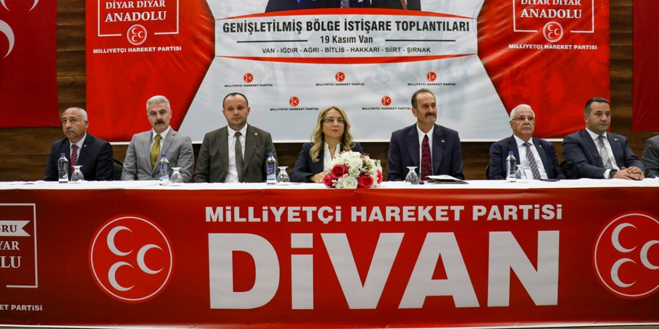 MHP'nin Genişletilmiş Bölge İstişare Toplantısı Van'da yapıldı