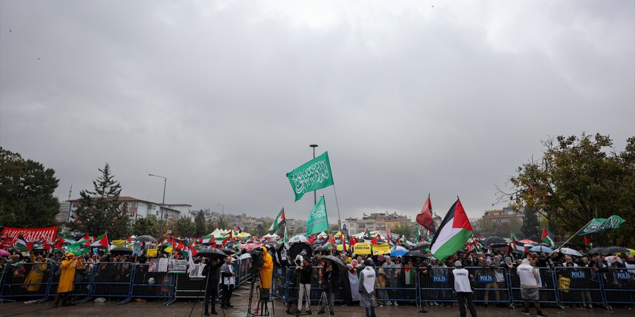 İsrail'in Gazze'ye yönelik saldırıları Gaziantep'te protesto edildi