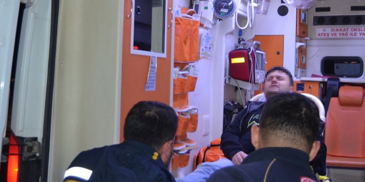 Aksaray'da bir doktor park yeri yüzünden tartıştığı meslektaşını çakıyla yaraladı