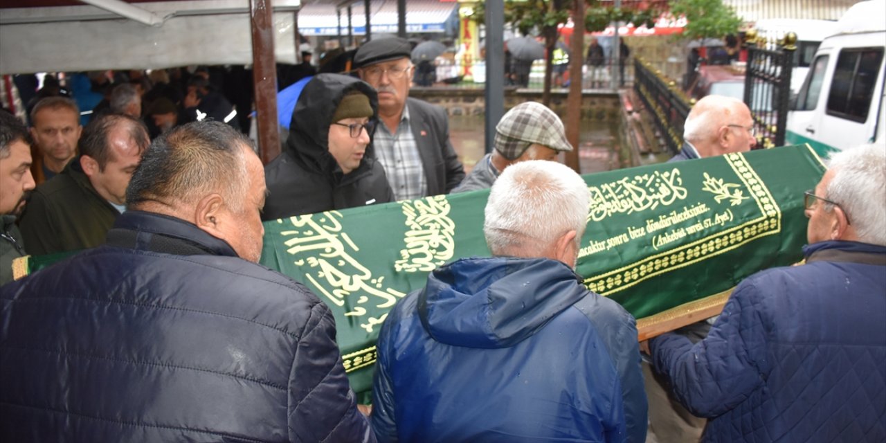 Zonguldak'taki gemi kazasında ölen denizcinin cenazesi Giresun'da toprağa verildi