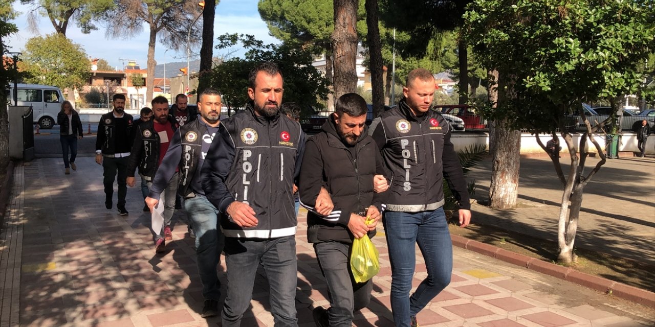 Aydın'da 7 kilogram sentetik uyuşturucu ele geçirildi,