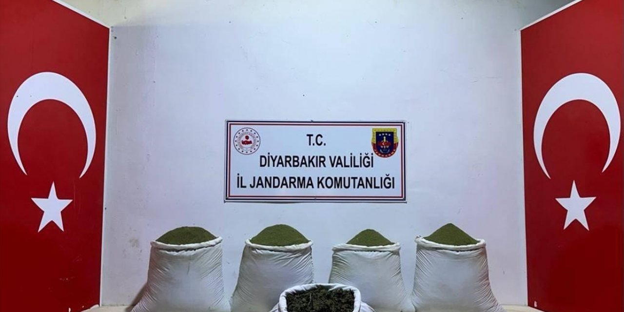 Diyarbakır'da 111 kilogram esrar yakalandı