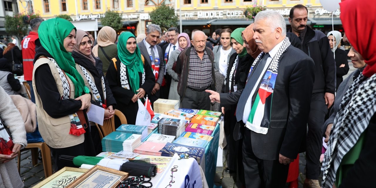 Trabzon'da Filistin'e destek için "Hayır Çarşısı" kuruldu