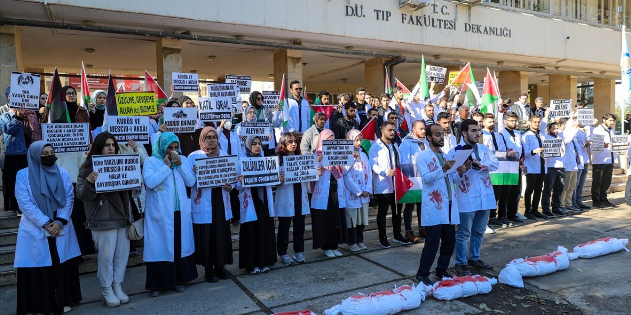 Diyarbakır'da tıp fakültesi öğrencilerinden İsrail'in Gazze'deki saldırılarına tepki