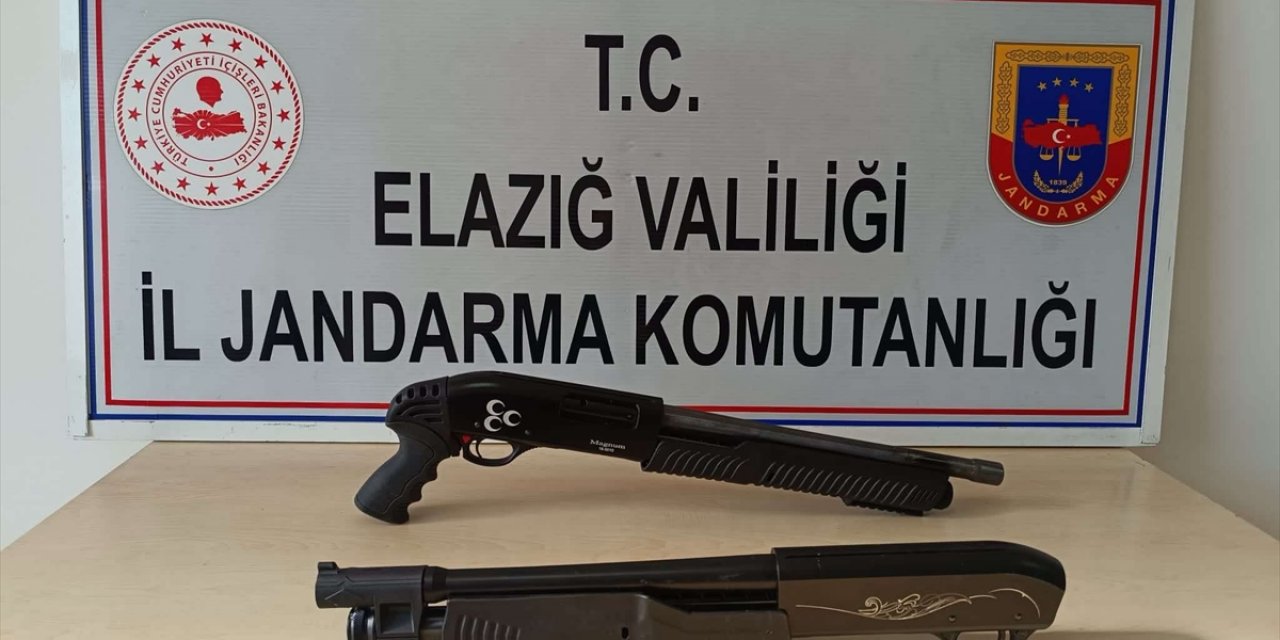 Elazığ'da çay ocağına düzenlenen silahlı saldırıya ilişkin 3 zanlı tutuklandı