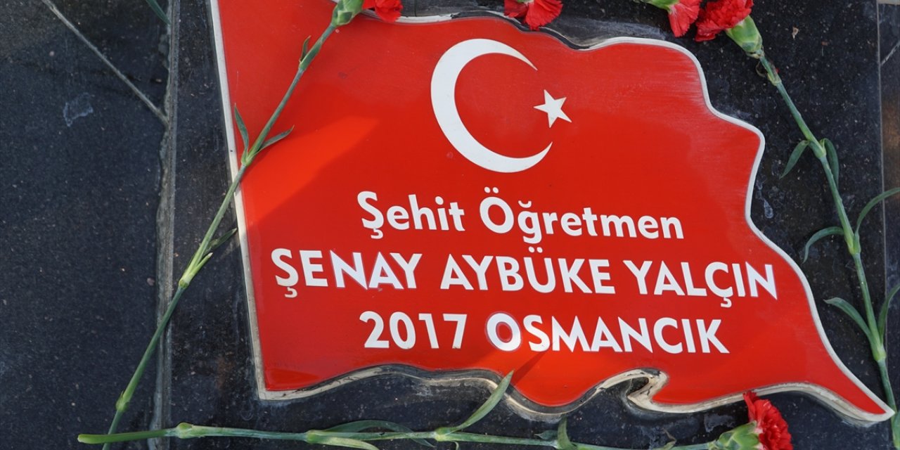 Şehit öğretmen Şenay Aybüke Yalçın Öğretmenler Günü'nde anıldı