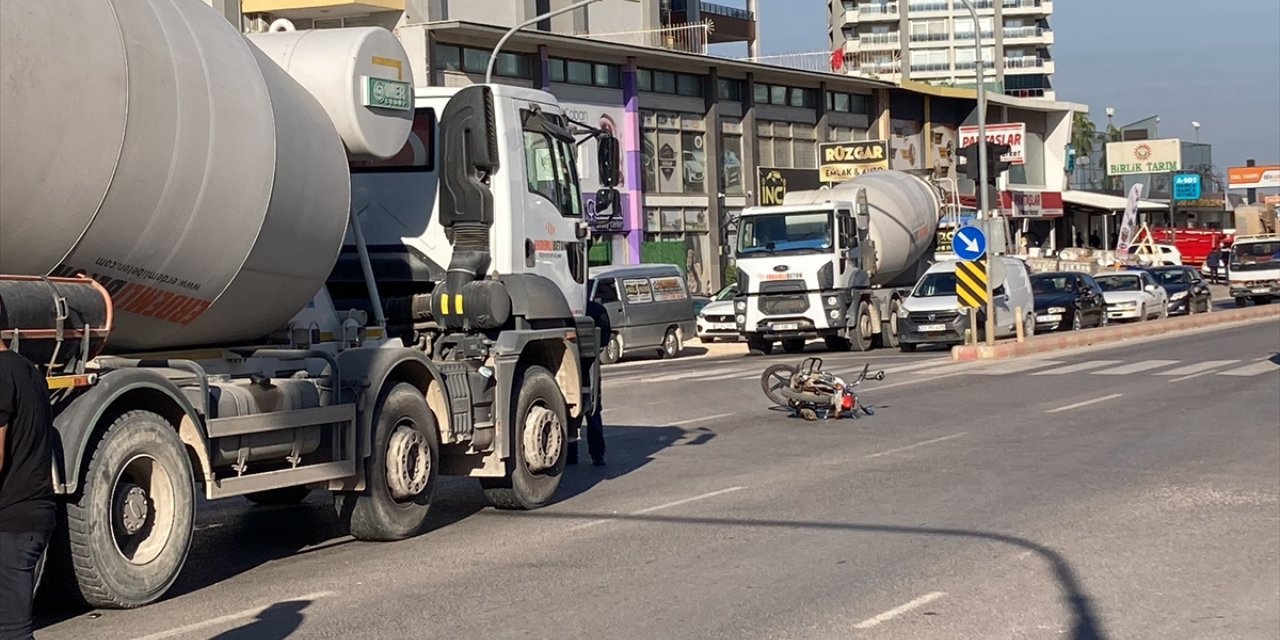 Mersin'de beton mikserin çarptığı motosiklet sürücüsü öldü