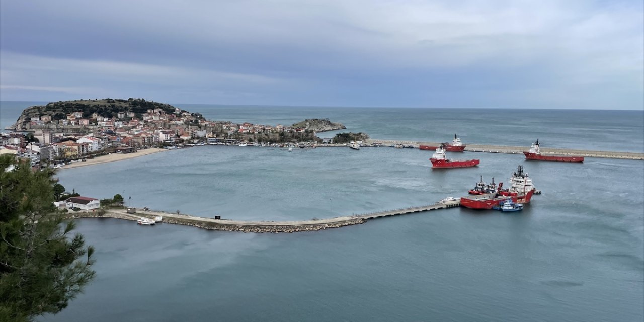 Bartın'da balıkçılar fırtına uyarısı üzerine tedbir aldı