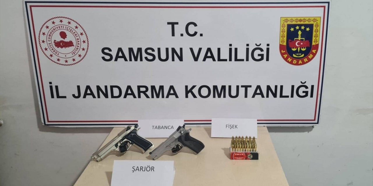 Samsun'da sosyal medya hesaplarından silahlı paylaşım yapan 2 kişi yakalandı