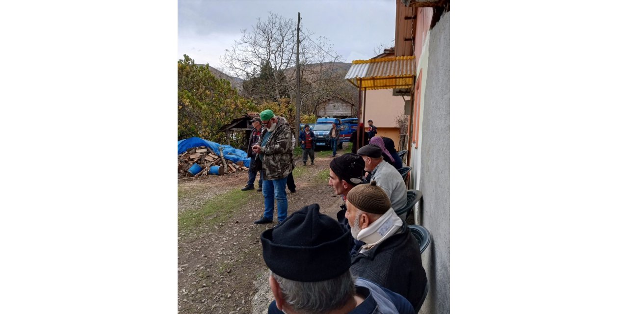 Sinop'ta şiddetli rüzgarda çöken ambarın altında kalan kadın öldü