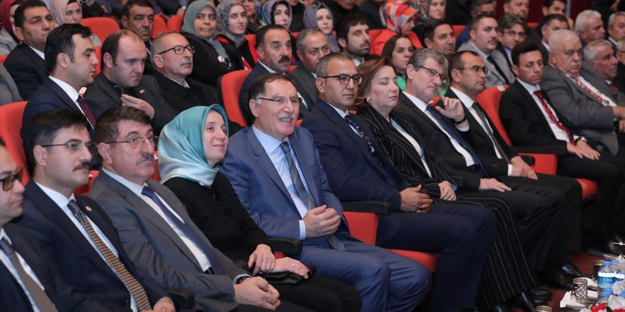 Kamu Başdenetçisi Şeref Malkoç, Aksaray'da vatandaşlarla buluştu: