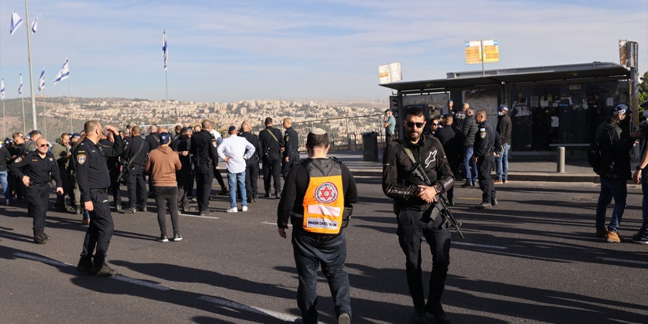 İsrailli aşırı sağcı Bakan, eleştirilere rağmen silah dağıtmayı sürdüreceğini söyledi