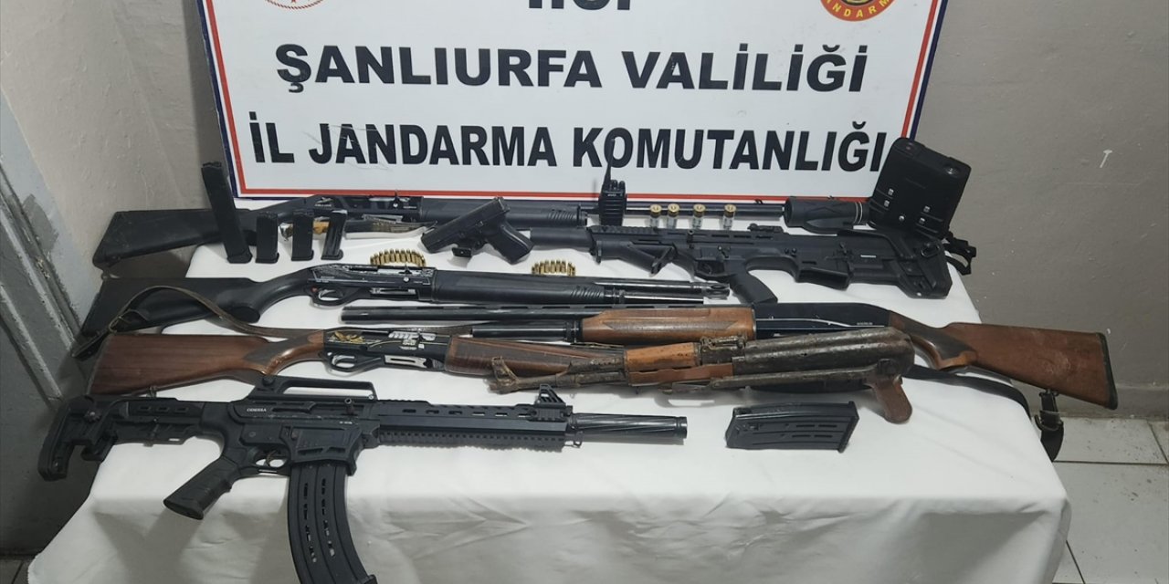 Şanlıurfa'da silah kaçakçılığı operasyonunda 24 zanlı yakalandı