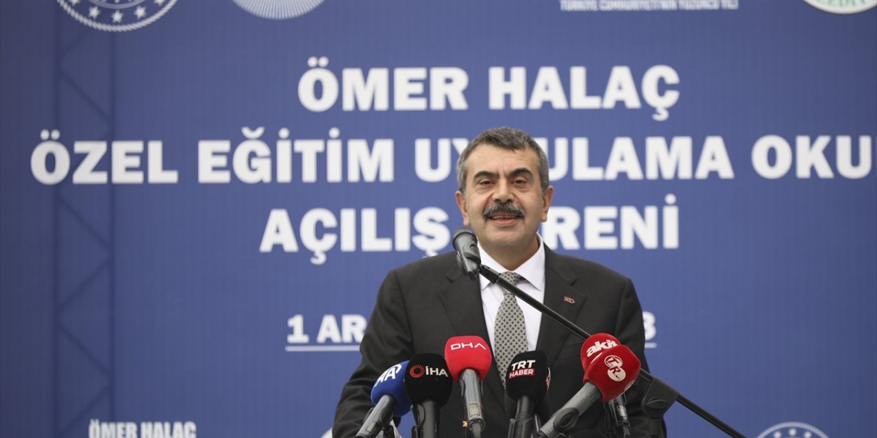 Bakan Tekin, Ömer Halaç Özel Eğitim Uygulama Okulunun açılışında konuştu: