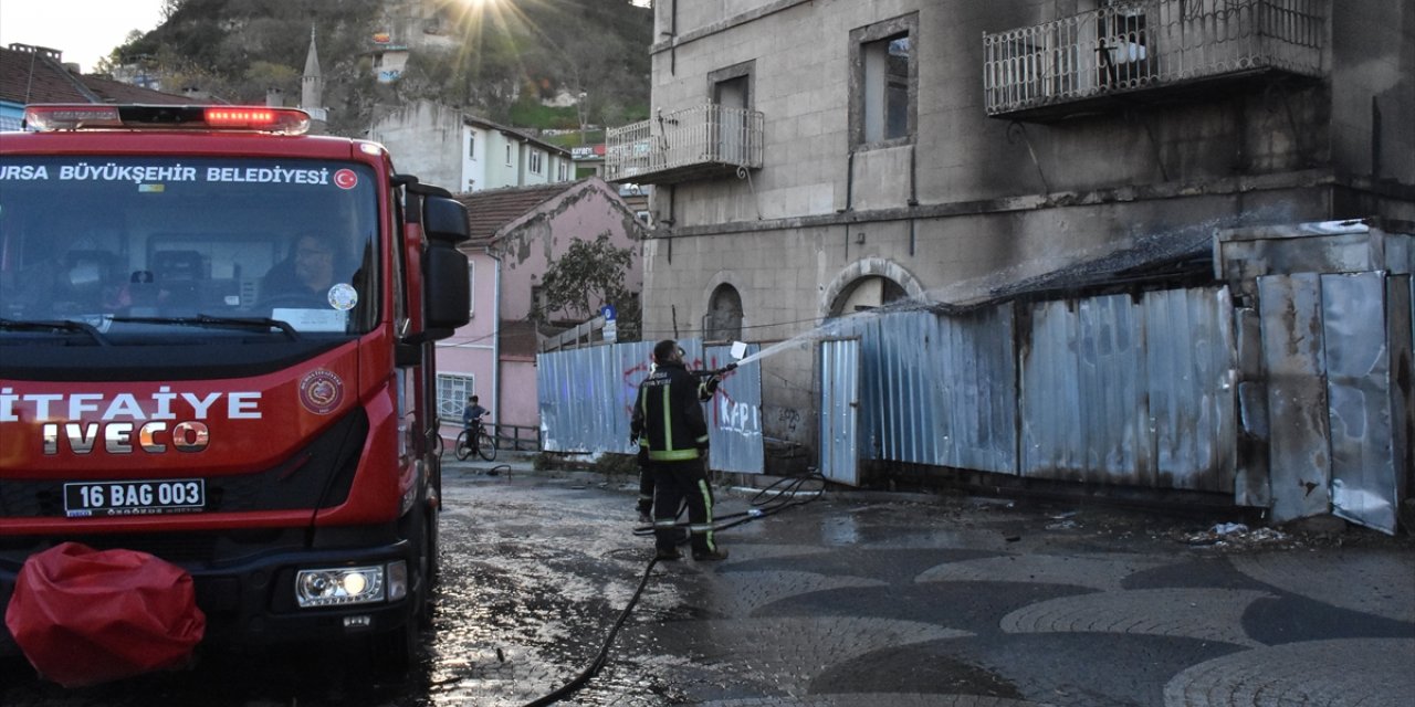 Bursa'da barakada çıkan yangında bir kişi öldü