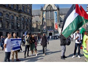 Hollanda'daki Filistin gösterisinde İsrail taraftarlarından provokasyon