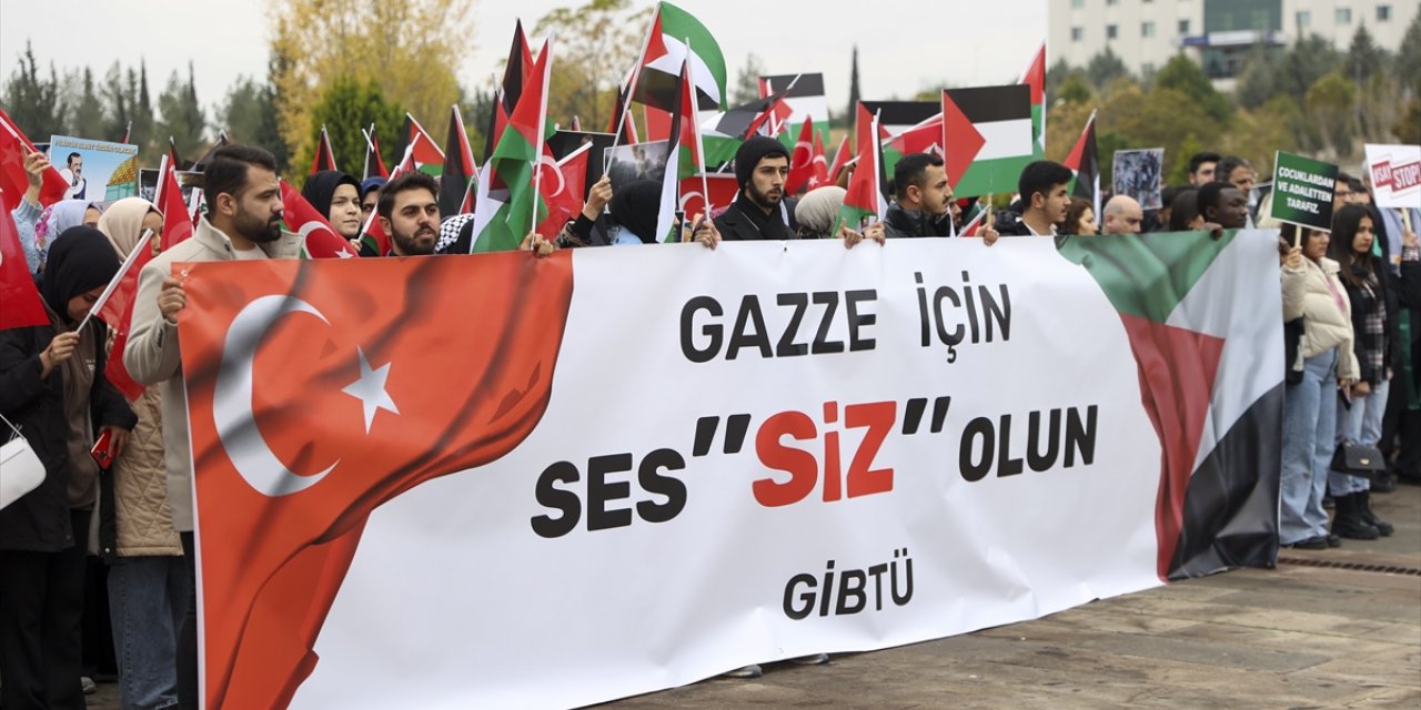 İsrail'in Gazze'ye yönelik saldırılarına "sessiz protesto"