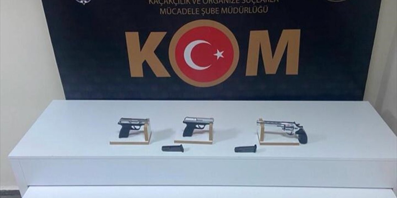 Elazığ'da silah kaçakçılığı operasyonunda 2 şüpheli yakalandı