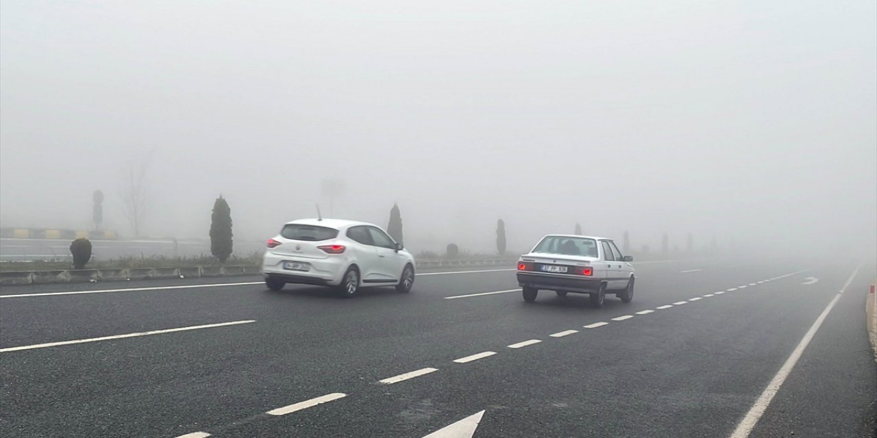 Kastamonu'da sis etkili oluyor