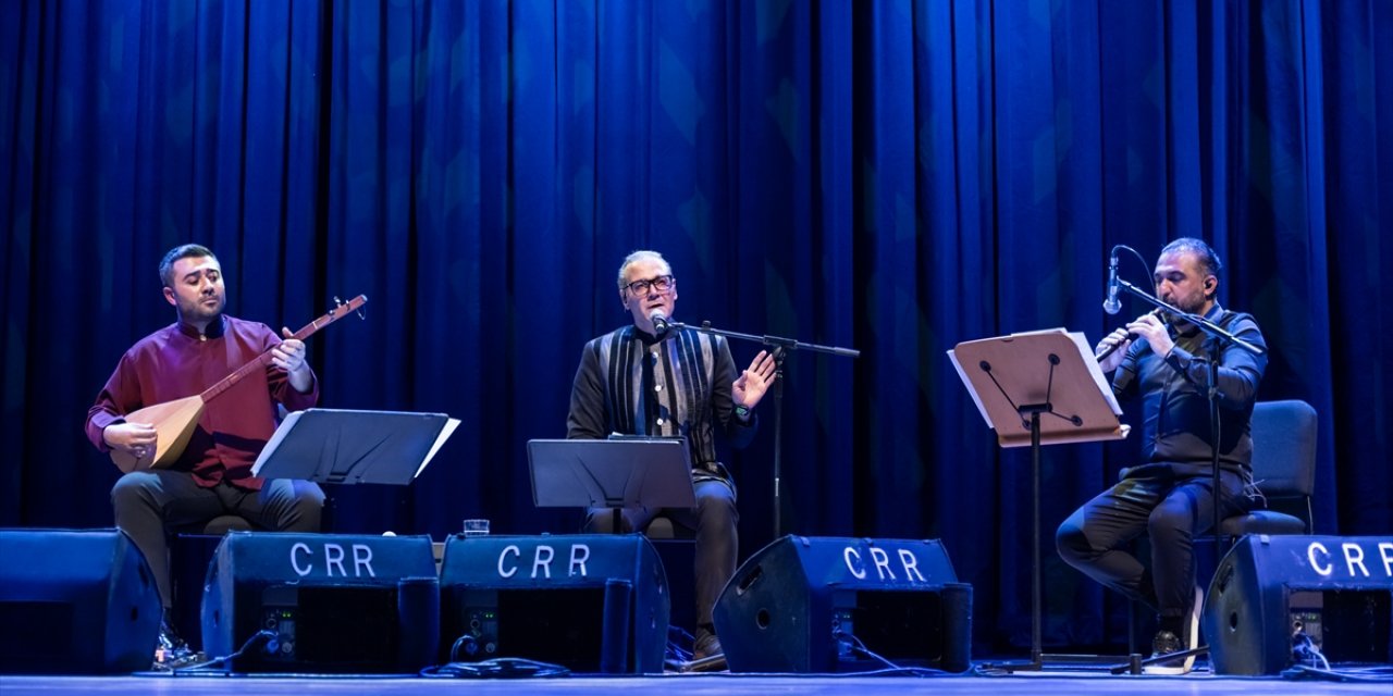 İranlı sanatçı Alireza Ghorbani ile Coşkun Karademir CRR'de konser verdi