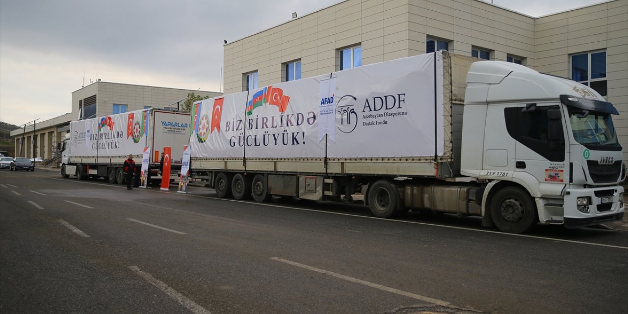 Depremzedeler için Azerbaycan'dan gönderilen yardım malzemeleri Kahramanmaraş'a ulaştı