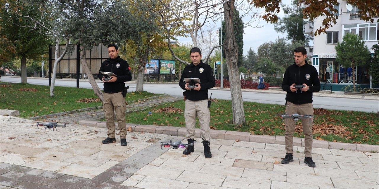 Denizli'de trafiği tehlikeye düşüren 3 sürücüye para cezası