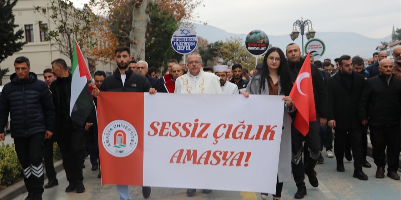 Amasya Üniversitesince Gazze için "sessiz yürüyüş" gerçekleştirildi