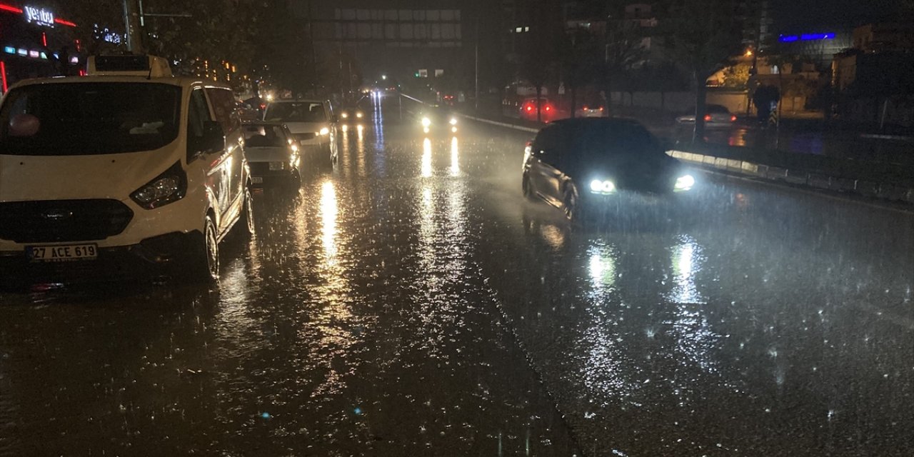 Gaziantep'te sağanak etkili oluyor