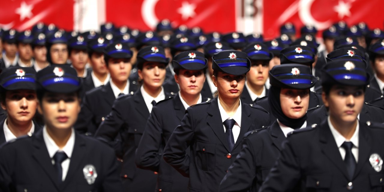 Aksaray'da 750 kadın polis adayı mezun oldu