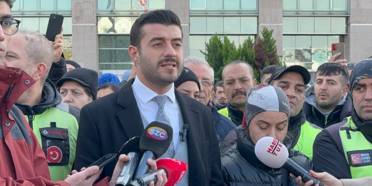 İstanbul'da motosikletli grup trafik kazasında hayatını kaybeden arkadaşları için "adalet sürüşü" yaptı