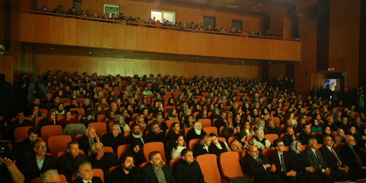 "Yedi Güzel Adam"ın kentinde edebiyat ödülleri sahiplerini buldu