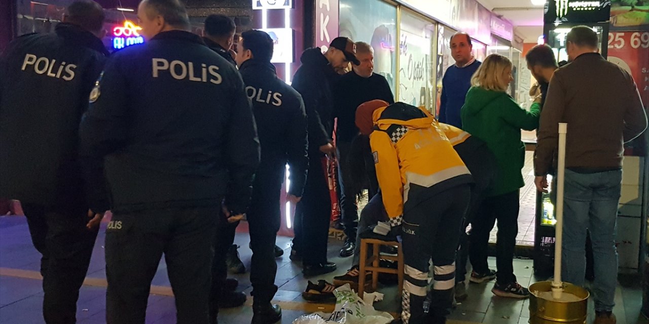 Kocaeli'de köftecide çıkan silahlı kavgada 1 kişi yaralandı