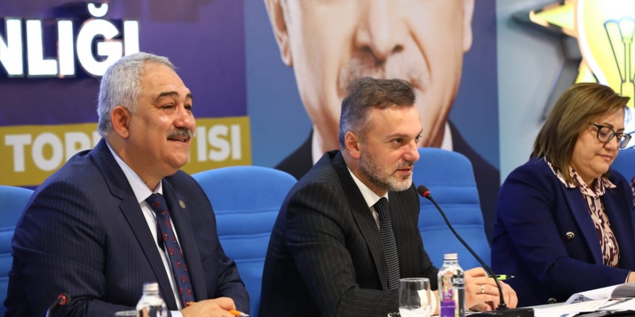 AK Parti Genel Başkan Yardımcısı Kandemir, Gaziantep'te istişare toplantısına katıldı