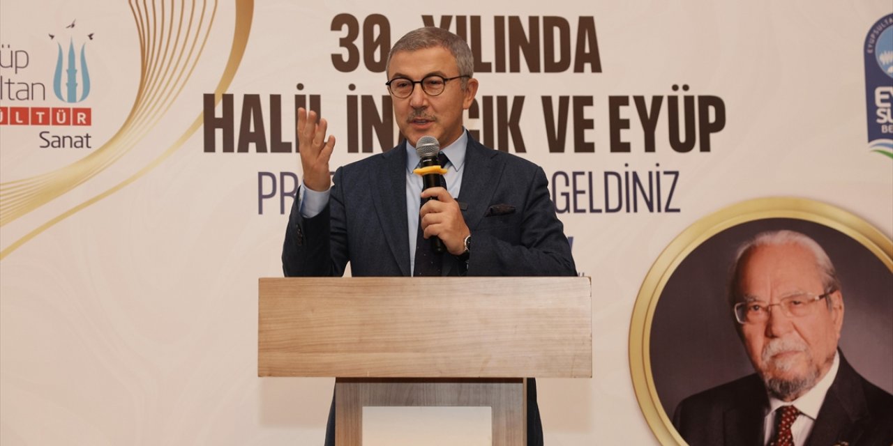 Eyüpsultan'da "30. yılında Halil İnalcık" paneli düzenlendi