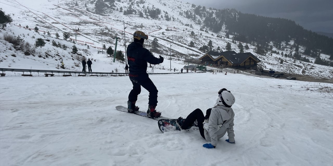 Kayakseverler hafta sonunu Kartalkaya'da değerlendirdi