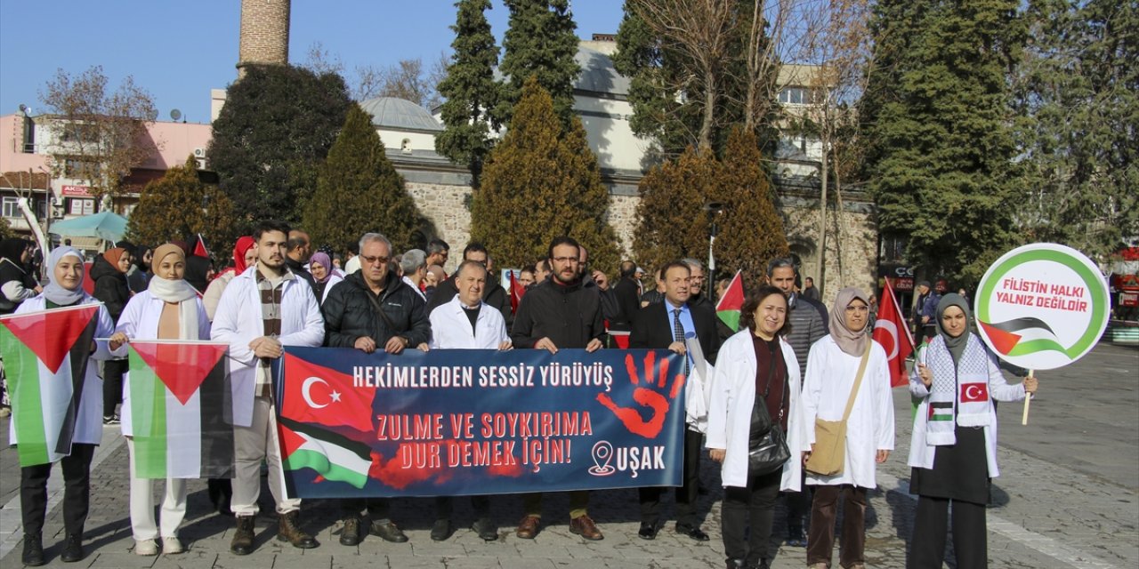 Uşak'ta sağlık çalışanları Filistin için "sessiz yürüyüş" yaptı