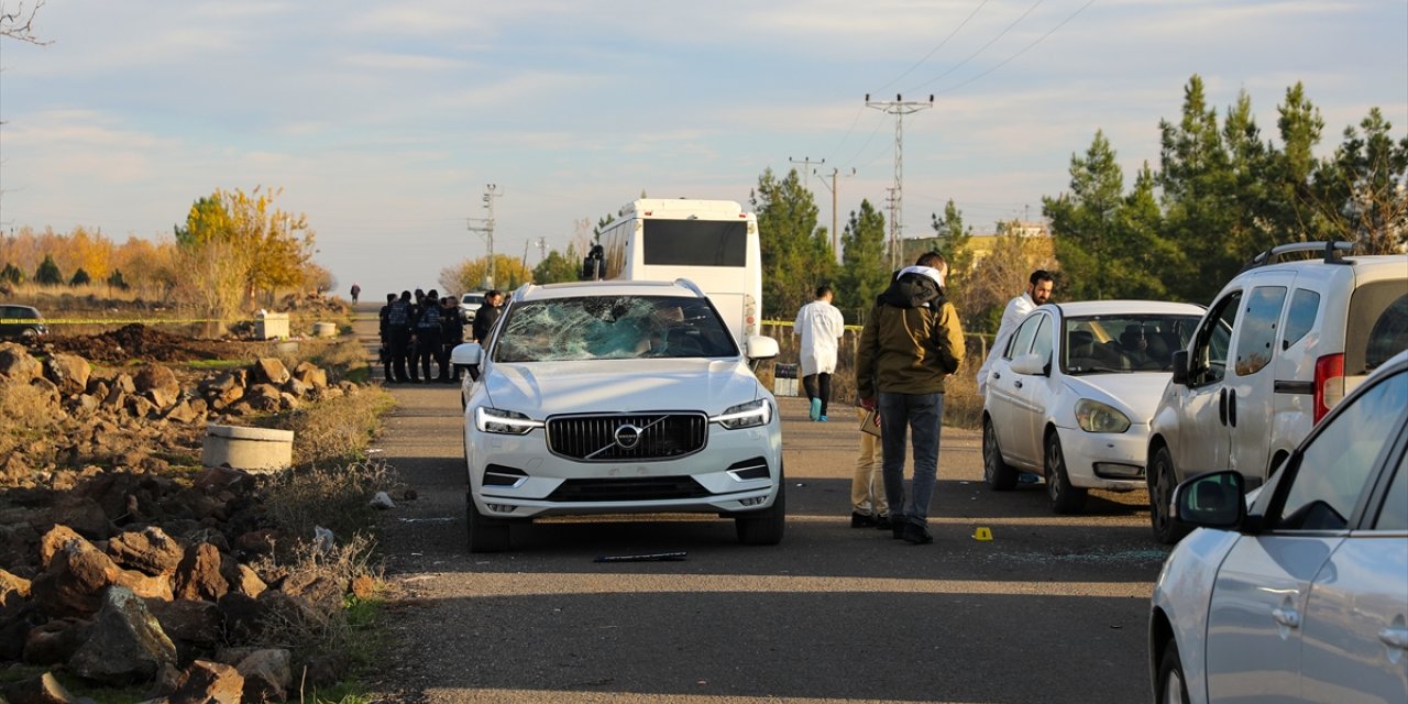 Diyarbakır'da silahlı, taşlı ve sopalı kavgada 8 kişi yaralandı