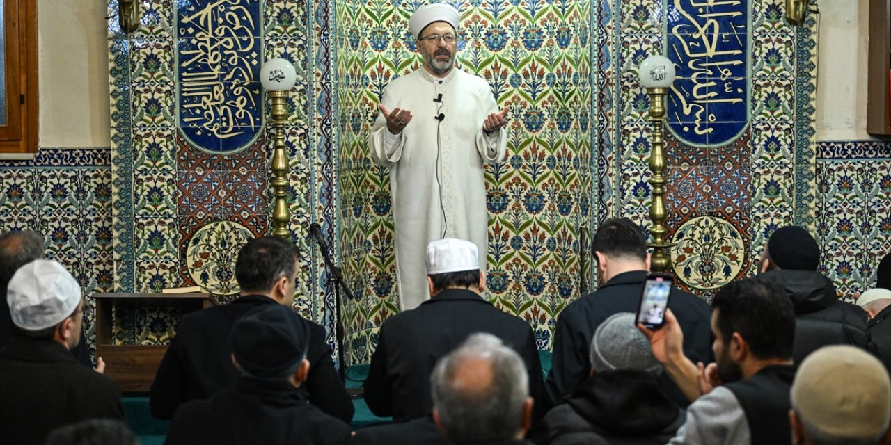 Diyanet İşleri Başkanı Erbaş, İstanbul'da Filistin'e dua buluşmasına katıldı