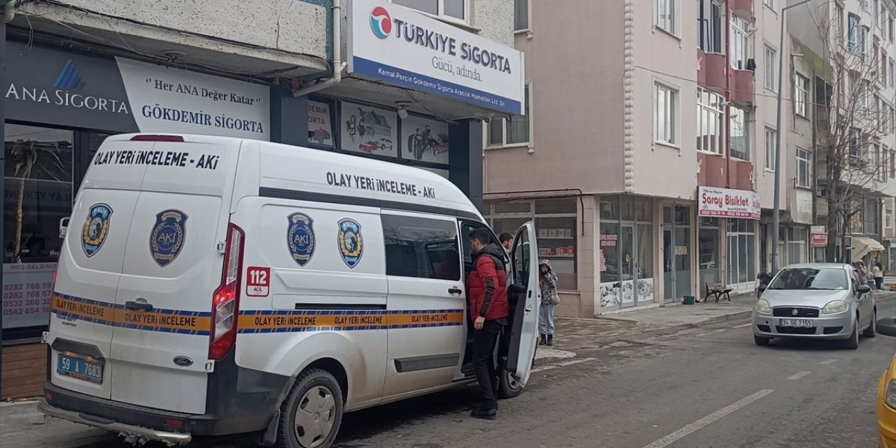 Tekirdağ'da babasını öldüren genç gözaltına alındı