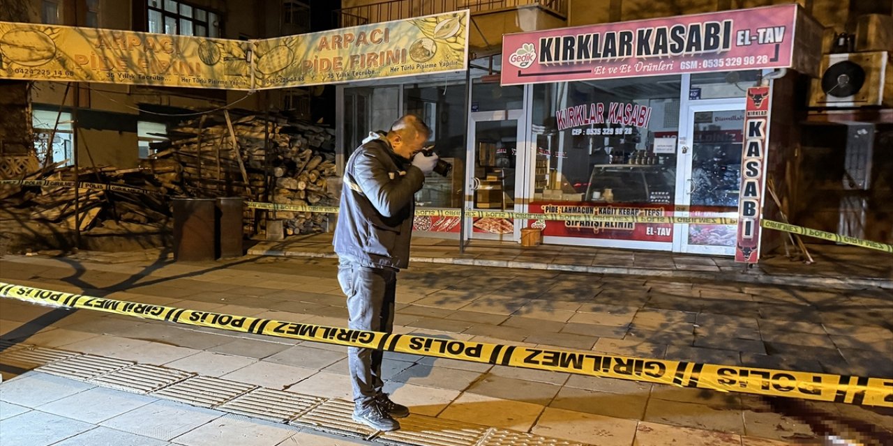 Elazığ'da iki ayrı silahlı kavgada 2 kişi yaralandı