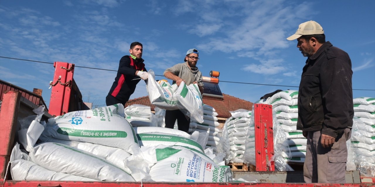 Kocaeli'de çiftçilere yüzde 50 hibe ile gübre dağıtılıyor