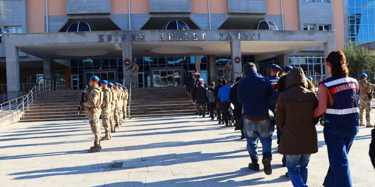 Edirne'de Yunanistan'a kaçarken yakalanan 9 terör örgütü üyesi tutuklandı