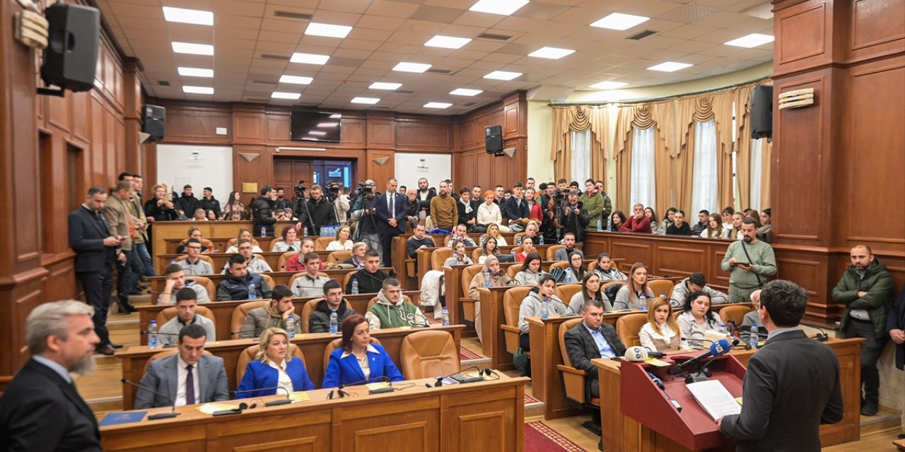 Kosovalıların Şengen bölgesine vizesiz seyahatiyle ilgili bilgilendirme toplantıları sürüyor