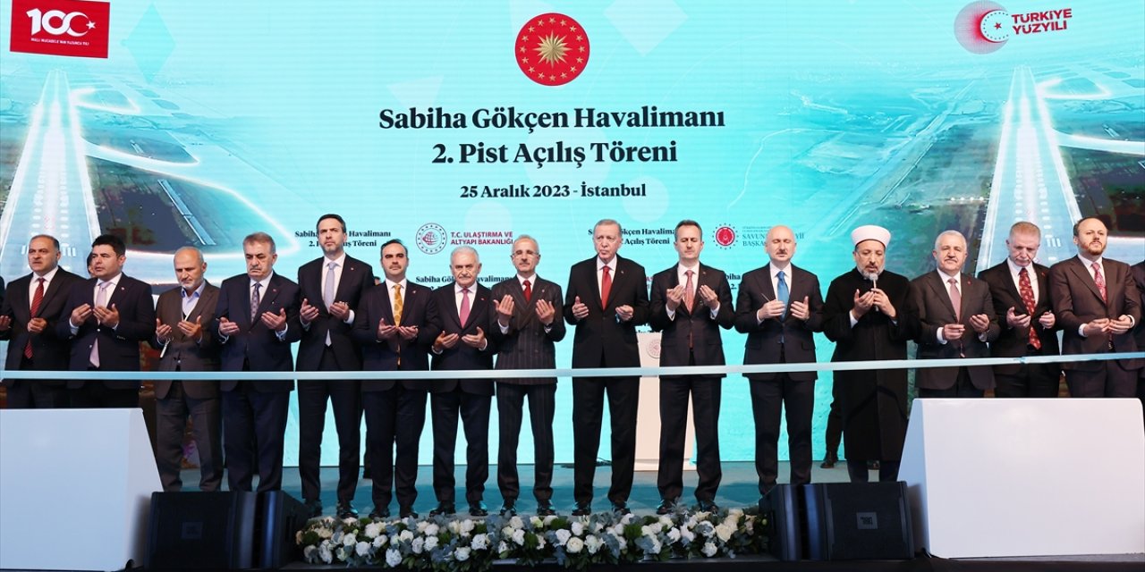 Bakan Uraloğlu, Sabiha Gökçen Havalimanı 2. Pist Açılış Töreni'nde konuştu: