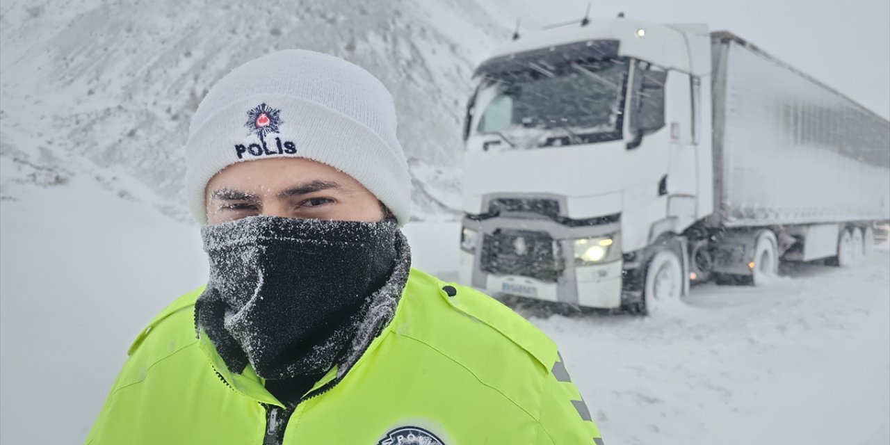 Kara kışla mücadele çetin başladı