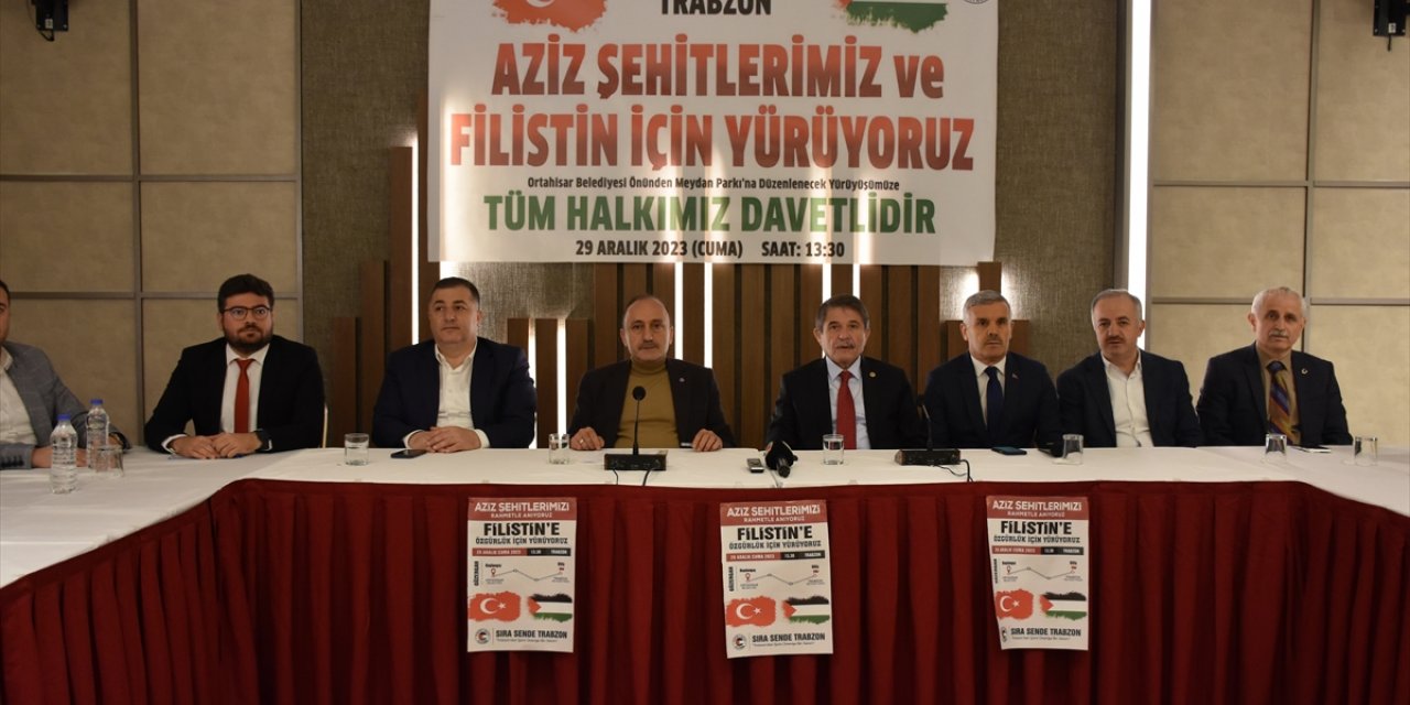 HAK-İŞ'ten Trabzon'da "Aziz Şehitlerimiz ve Filistin için Yürüyoruz" etkinliği