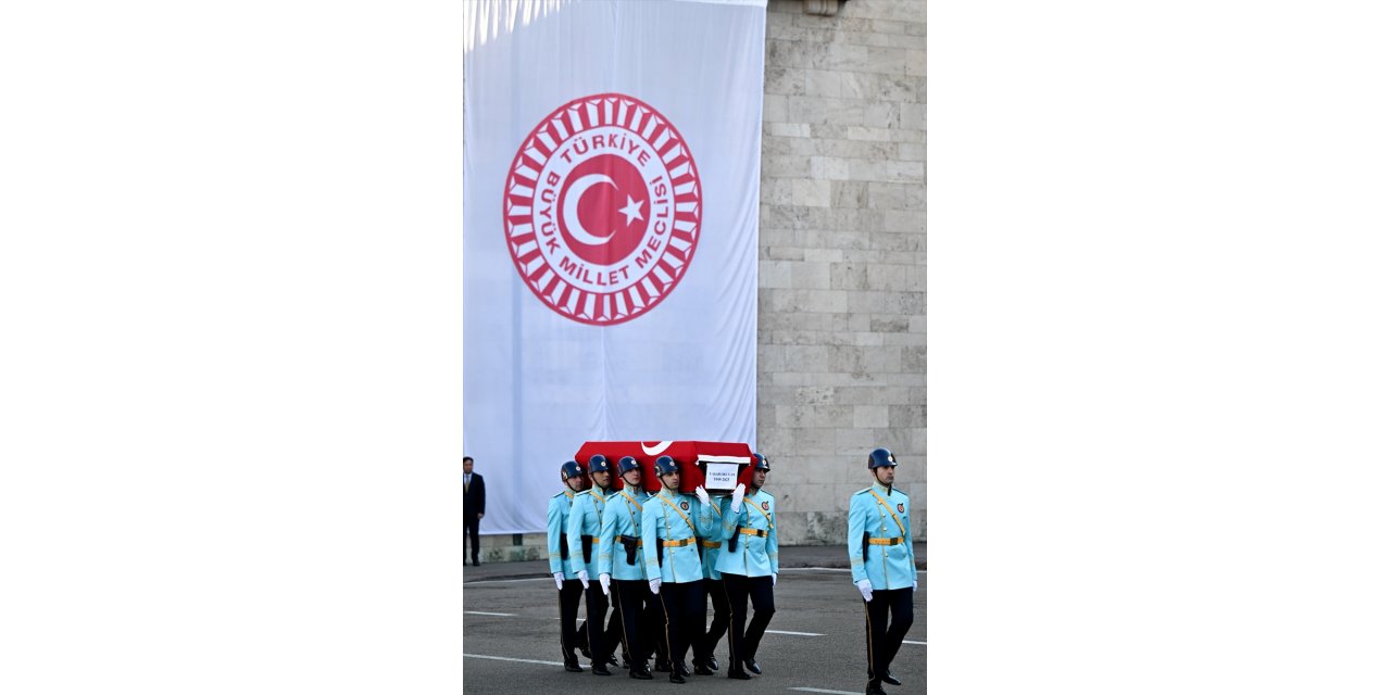 Eski bakanlardan Yaşar Okuyan için Meclis'te cenaze töreni düzenlendi