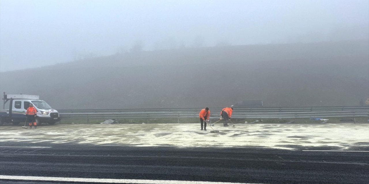 GÜNCELLEME 2 - Kuzey Marmara Otoyolu'nda zincirleme kazada 10 kişi öldü, 59 kişi yaralandı